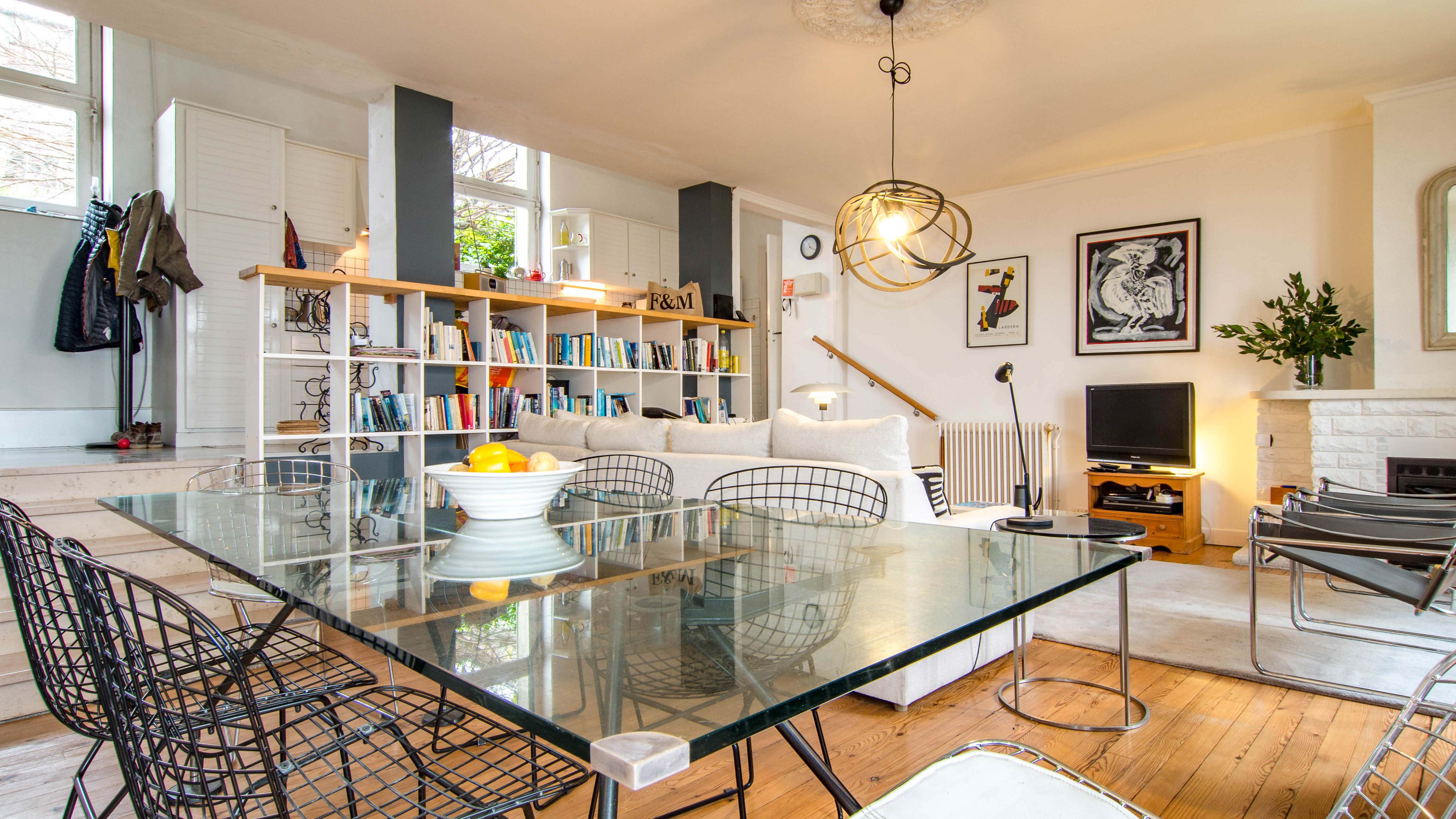 The Orangerie TV screen (14)-2.jpg